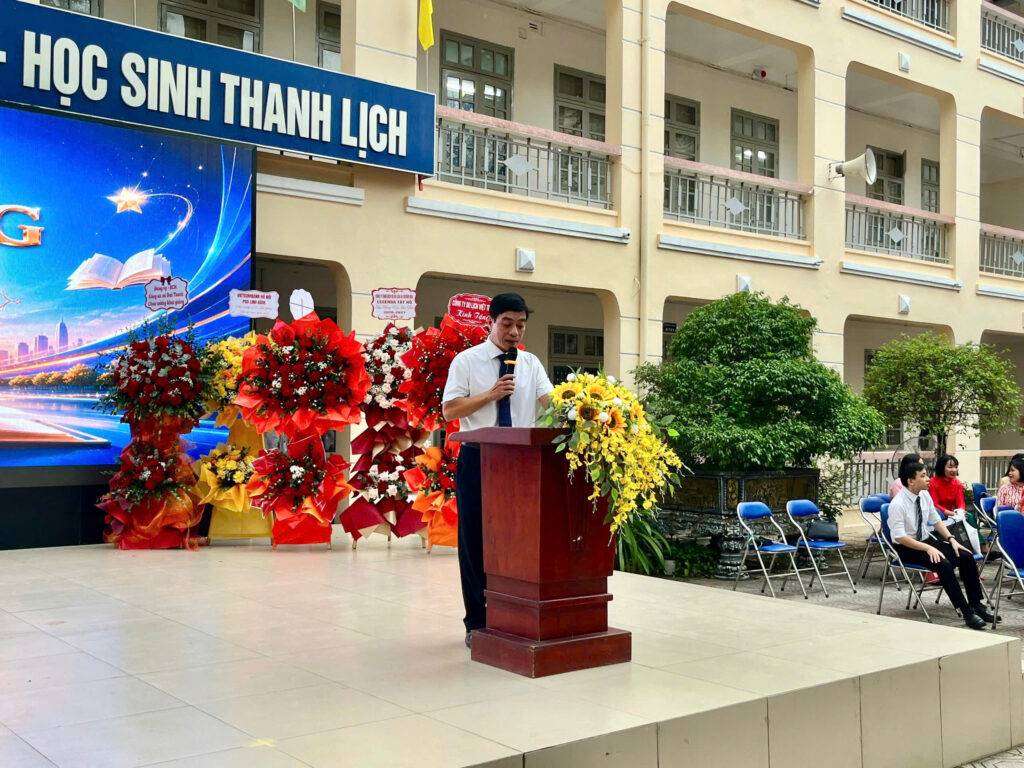 Trường THPT Ngô Thì Nhậm, Hà Nội