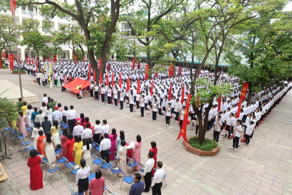 Trường THPT Ngô Thì Nhậm, Hà Nội